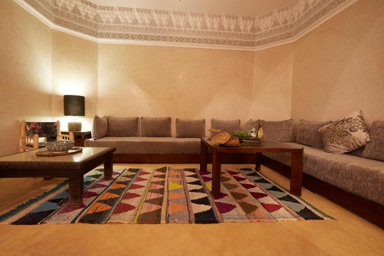 Kasbah Flilou Hotell Ait Ougliff Exteriör bild