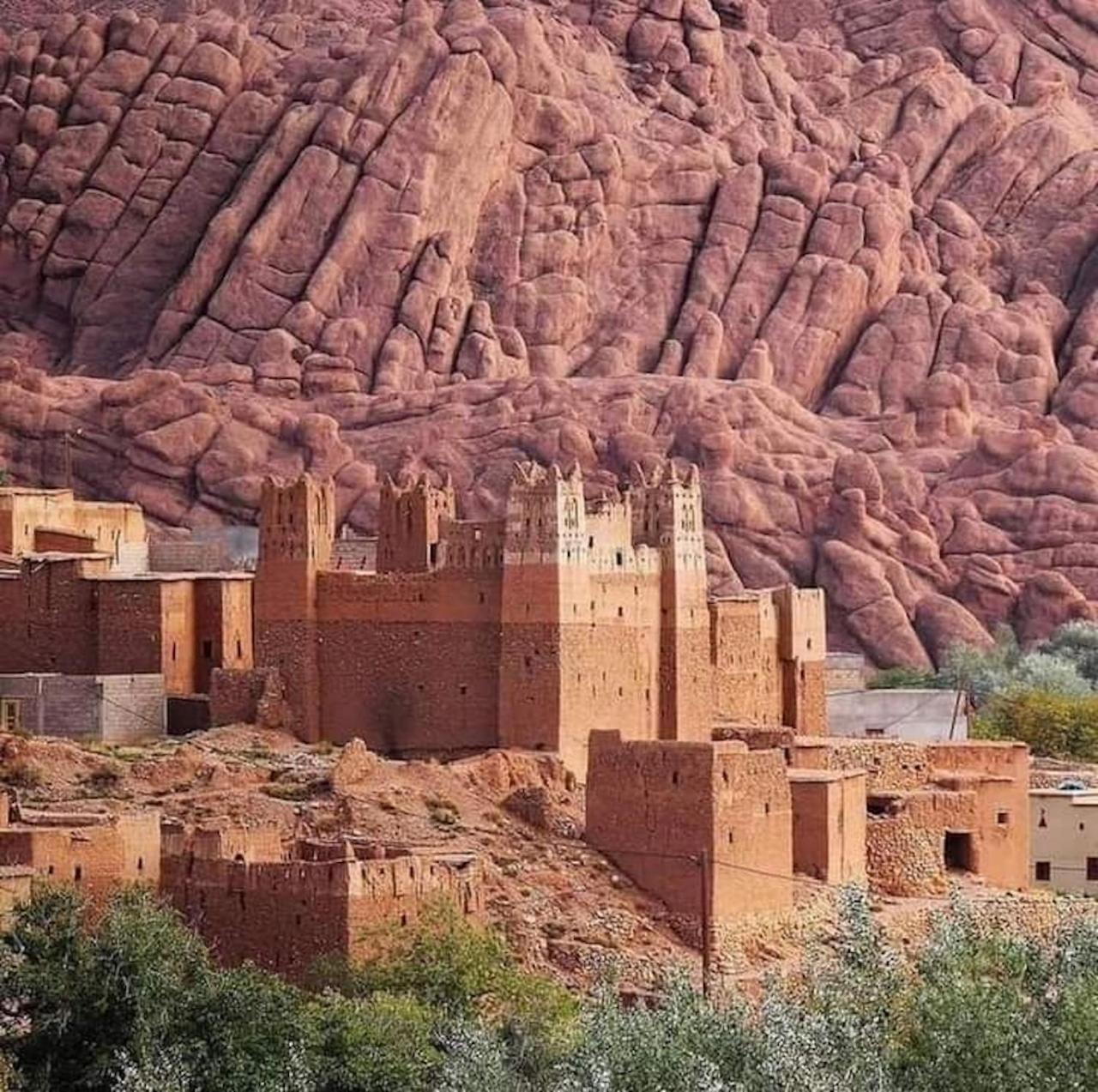 Kasbah Flilou Hotell Ait Ougliff Exteriör bild